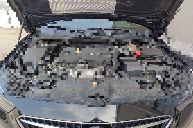 Used Buick Regal 2019 20T Elite Version China VI Standard Engine Bay