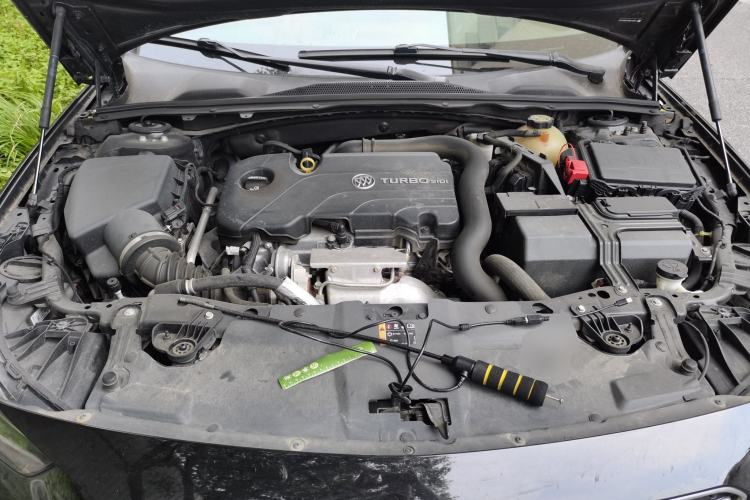 Used Buick Regal 2019 20T Elite Version China VI Standard Engine Bay