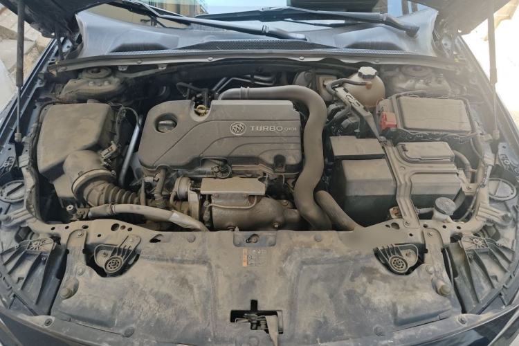 Used Buick Regal 2019 20T Elite Version China VI Standard Engine Bay