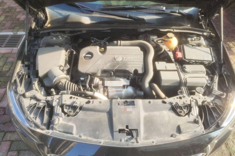 Used Buick Regal 2019 20T Luxury Model China V Standard Engine Bay