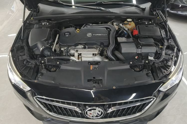 Used Buick Regal 2019 20T Elite Version China VI Standard Engine Bay