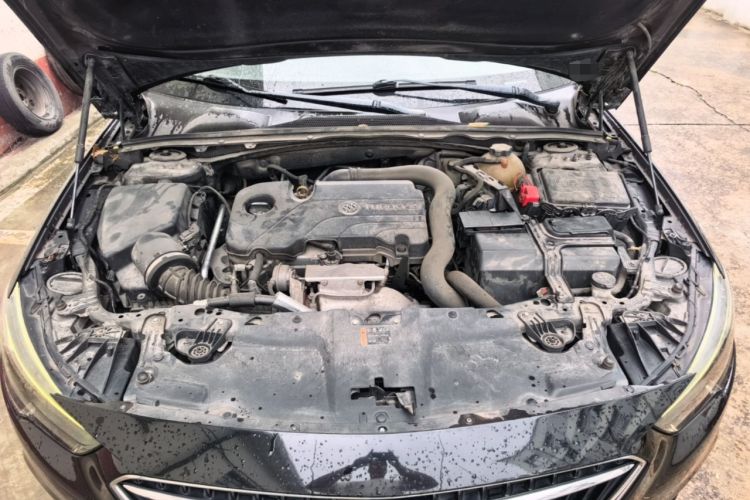 Used Buick Regal 2019 20T Elite Version China VI Standard Engine Bay