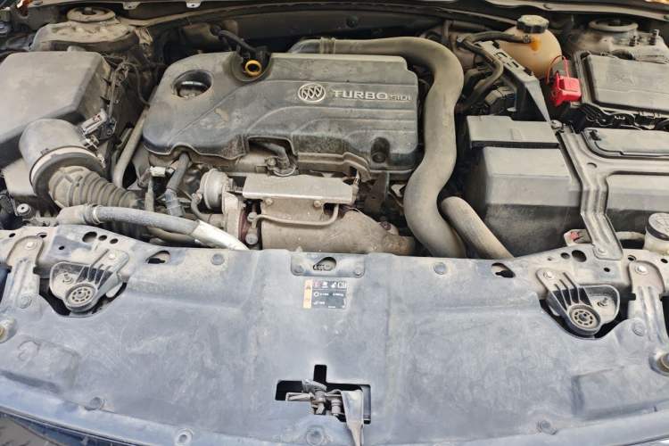 Used Buick Regal 2019 20T Elite Version China VI Standard Engine Bay