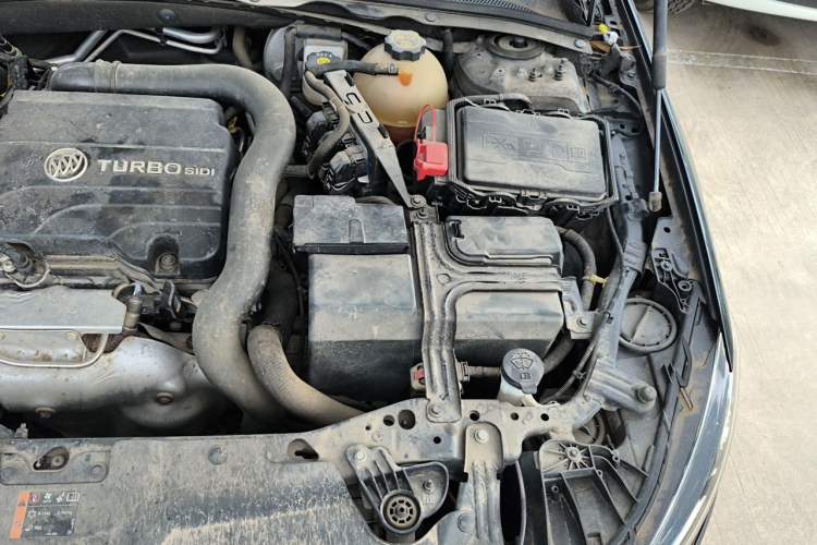 Used Buick Regal 2019 20T Elite Version China VI Standard Engine Bay Left