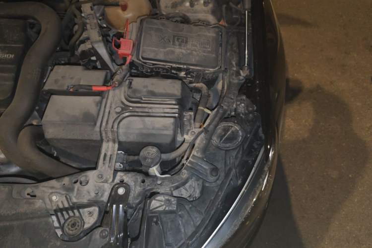 Used Buick Regal 2019 20T Elite Version China VI Standard Engine Bay Left