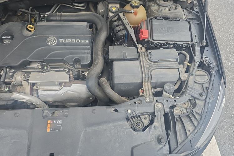 Used Buick Regal 2019 20T Elite Version China V Standard Engine Bay Left