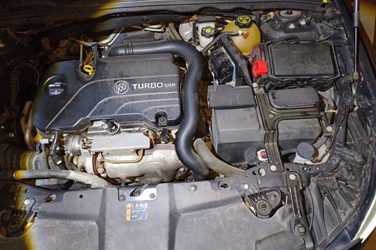 Used Buick Regal 2019 20T Luxury Model China V Standard Engine Bay Left