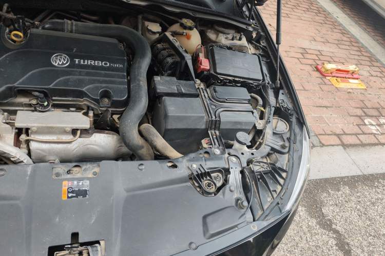 Used Buick Regal 2019 20T Elite Version China V Standard Engine Bay Left