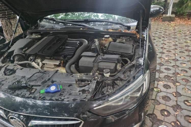 Used Buick Regal 2019 20T Luxury Model China V Standard Engine Bay Left