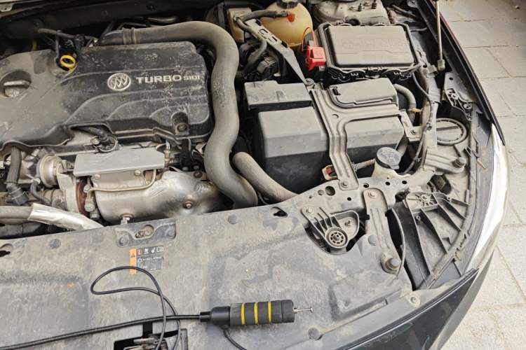 Used Buick Regal 2019 20T Elite Version China VI Standard Engine Bay Left