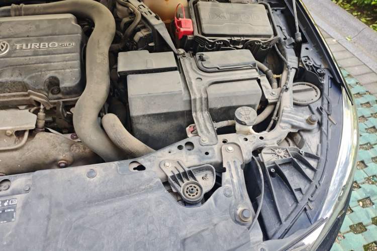 Used Buick Regal 2019 20T Elite Version China VI Standard Engine Bay Left