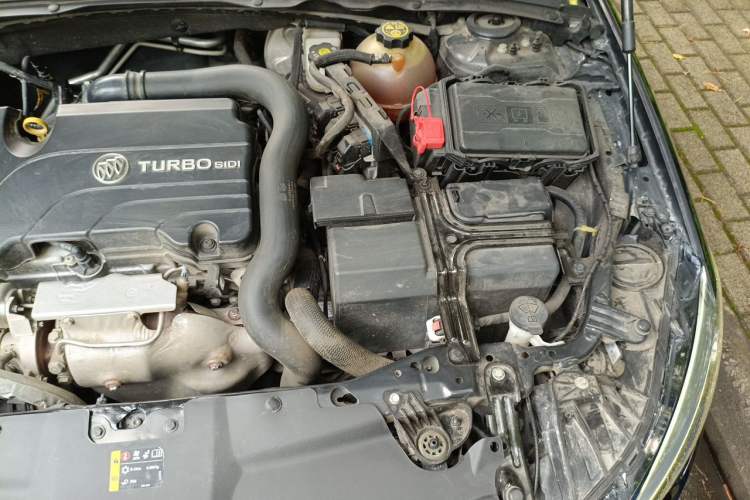 Used Buick Regal 2019 20T Elite Version China VI Standard Engine Bay Left