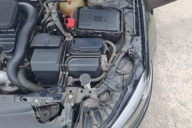 Used Buick Regal 2019 20T Elite Version China VI Standard Engine Bay Left
