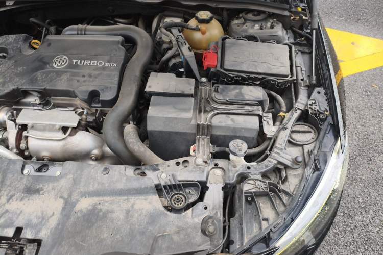 Used Buick Regal 2019 20T Elite Version China VI Standard Engine Bay Left