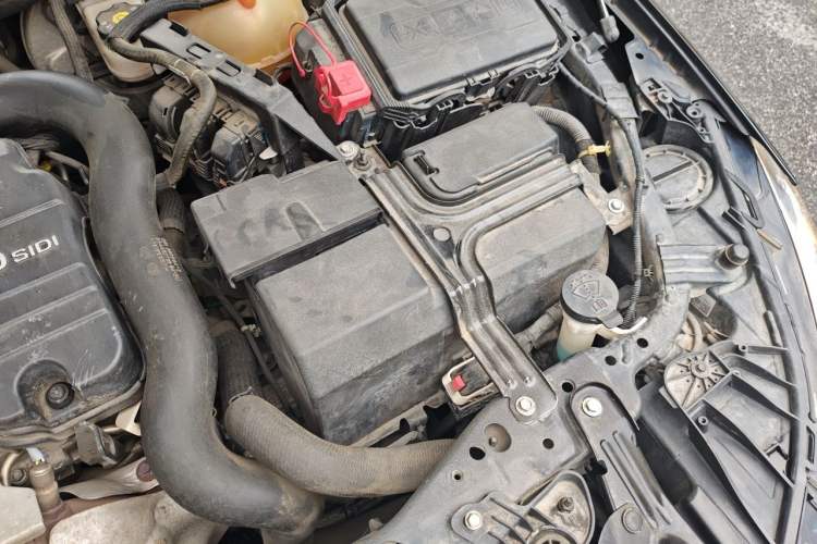 Used Buick Regal 2019 20T Elite Version China VI Standard Engine Bay Left
