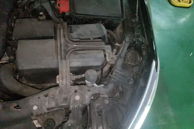Used Buick Regal 2019 20T Elite Version China VI Standard Engine Bay Left