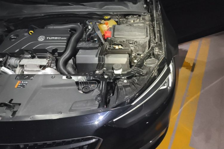 Used Buick Regal 2019 20T Elite Version China VI Standard Engine Bay Left