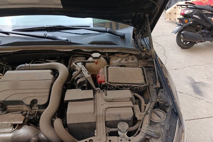 Used Buick Regal 2019 20T Elite Version China VI Standard Engine Bay Left