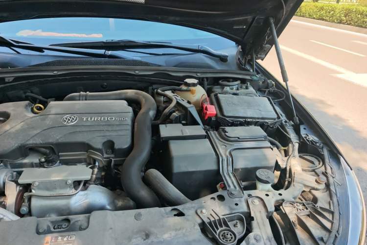 Used Buick Regal 2019 20T Elite Version China VI Standard Engine Bay Left