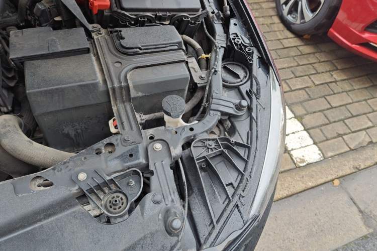 Used Buick Regal 2019 20T Elite Version China VI Standard Engine Bay Left
