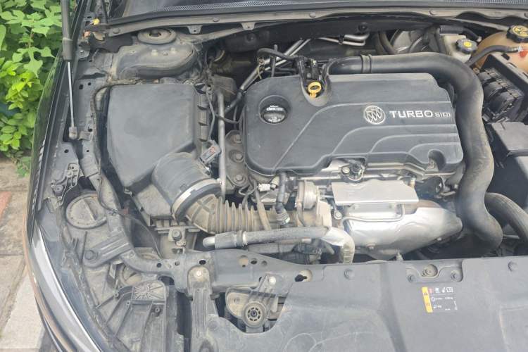 Used Buick Regal 2019 20T Elite Version China V Standard Engine Bay Right