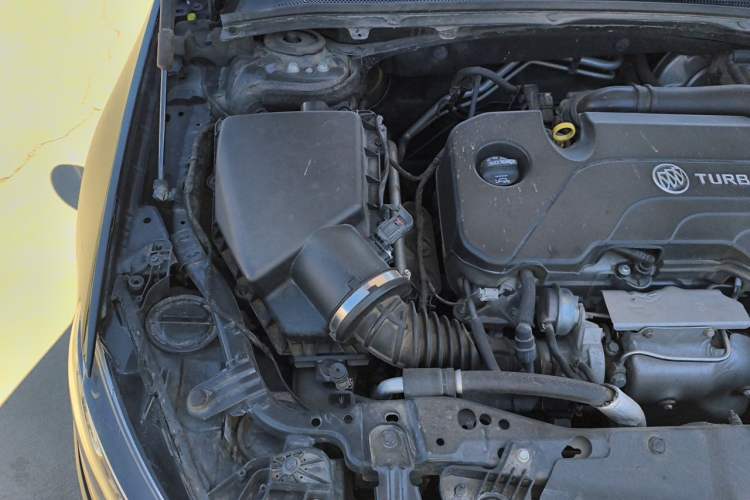 Used Buick Regal  Engine Bay Right