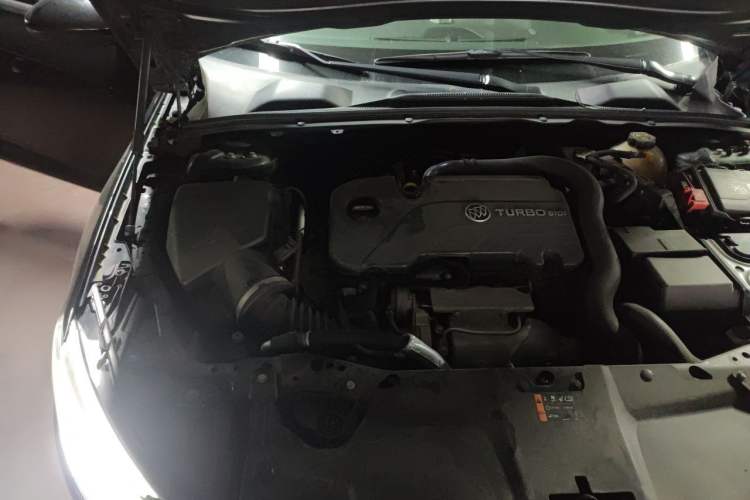 Used Buick Regal 2019 20T Luxury Model China VI Standard Engine Bay Right