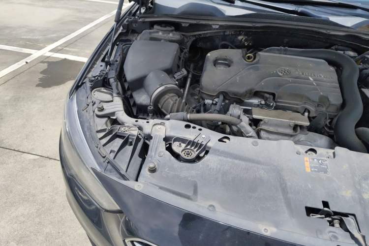 Used Buick Regal 2019 20T Elite Version China V Standard Engine Bay Right