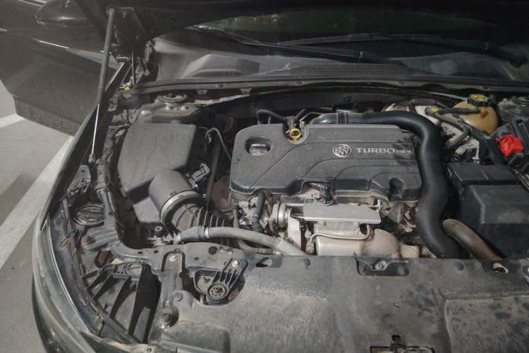 Used Buick Regal 2019 20T Elite Version China VI Standard Engine Bay Right
