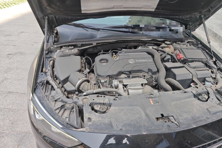 Used Buick Regal 2019 Revised 20T Luxury Version China VI Standard Engine Bay Right