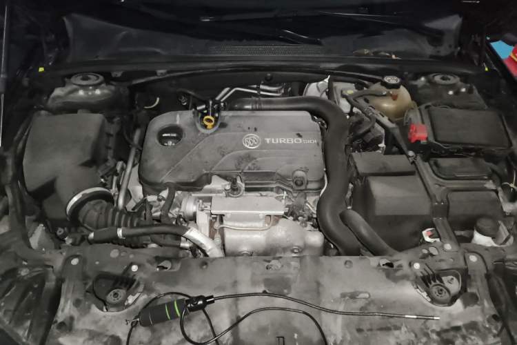 Used Buick Regal 2019 20T Luxury Model China VI Standard Engine Bay