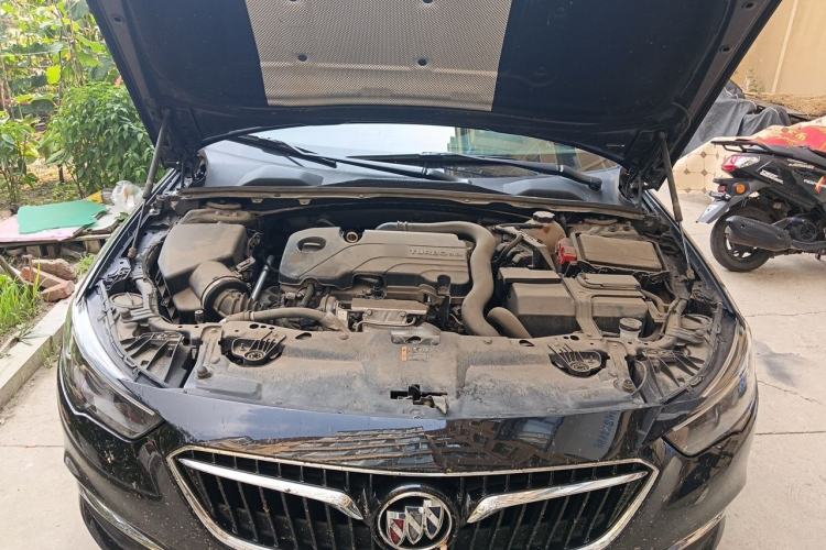 Used Buick Regal 2019 20T Elite Version China VI Standard Engine Bay