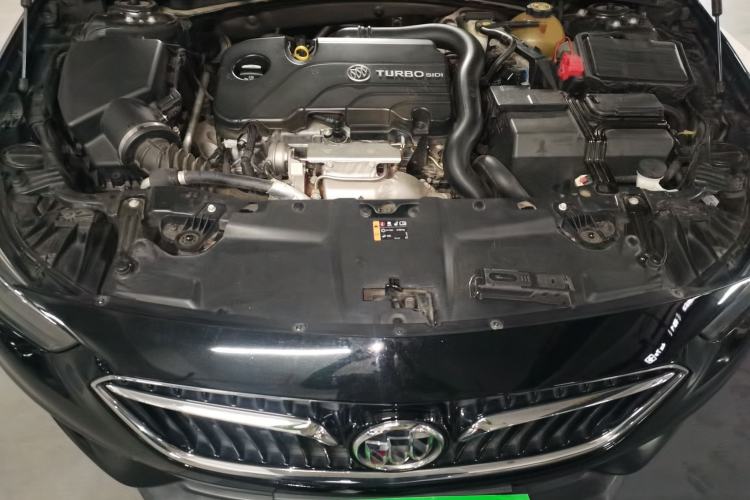 Used Buick Regal 2019 20T Elite Version China VI Standard Engine Bay