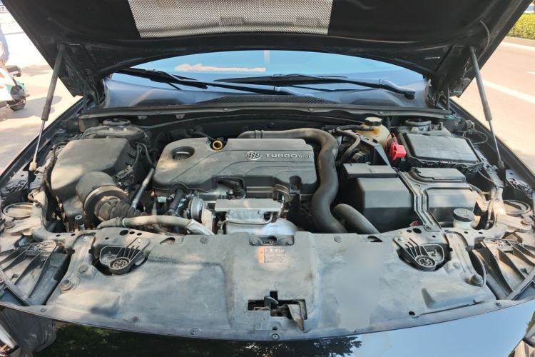 Used Buick Regal 2019 20T Elite Version China VI Standard Engine Bay