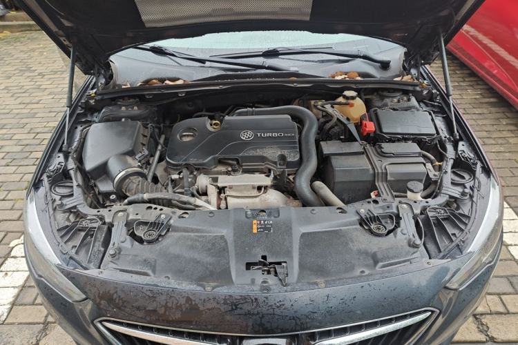 Used Buick Regal 2019 20T Elite Version China VI Standard Engine Bay