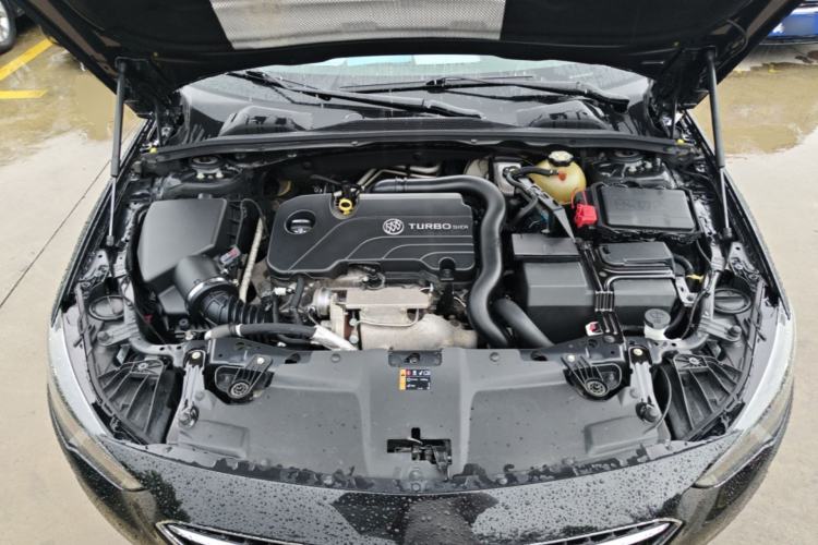 Used Buick Regal 2019 20T Elite Version China VI Standard Engine Bay