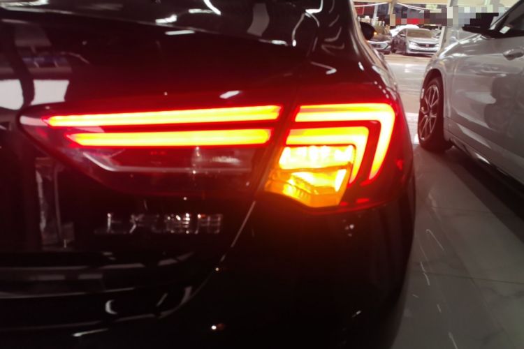 Used Buick Regal 2019 20T Elite Version China VI Standard Exterior 3