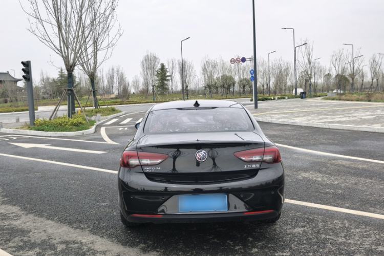 Used Buick Regal 2019 20T Elite Version China VI Standard Exterior 4