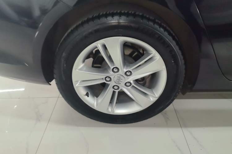 Used Buick Regal 2019 20T Elite Version China VI Standard Exterior 5