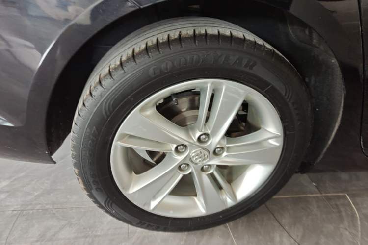 Used Buick Regal 2019 20T Elite Version China VI Standard Exterior 5