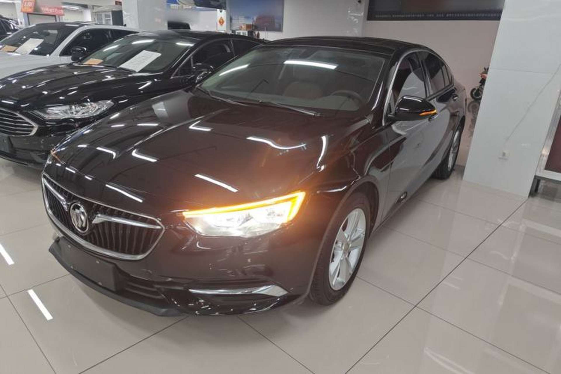 Used Buick Regal 2019 20T Elite Version China VI Standard Front Left 45 Deg
