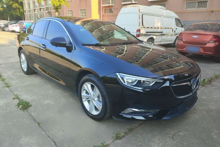 Used Buick Regal 2019 20T Elite Version China VI Standard Front Right 45 Deg