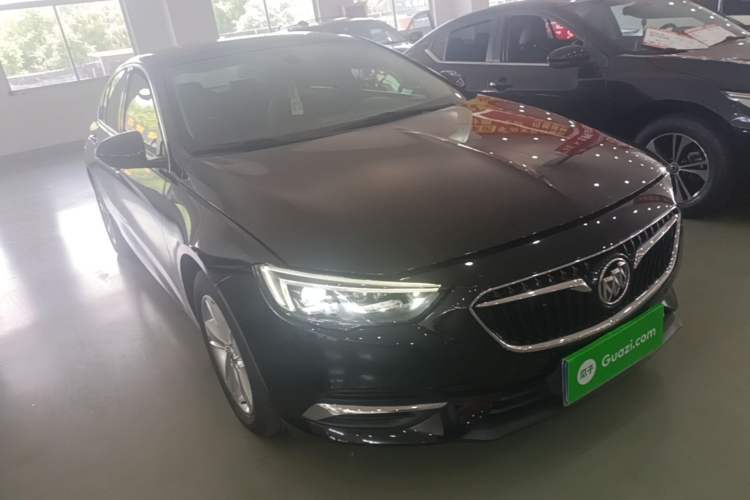 Used Buick Regal 2019 Revised 20T Luxury Version China VI Standard Front Right 45 Deg
