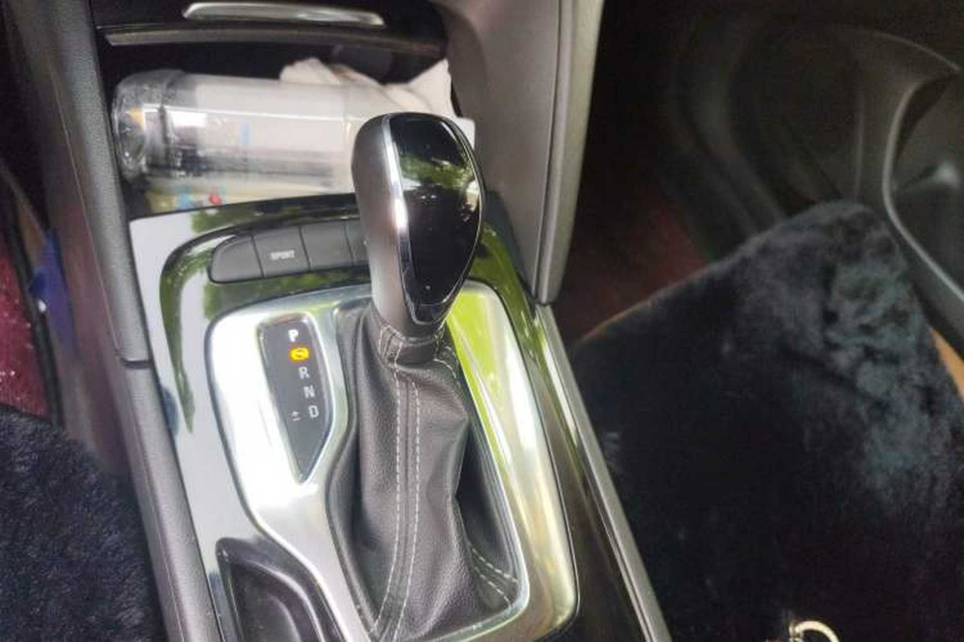 Used Buick Regal 2019 20T Luxury Model China V Standard Gear Lever