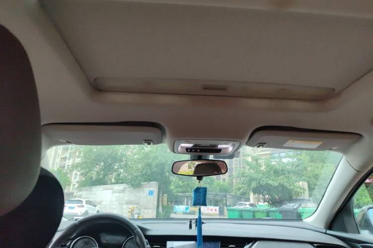 Used Buick Regal 2019 20T Elite Version China VI Standard Headliner