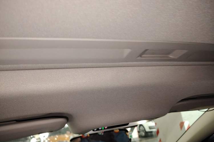 Used Buick Regal 2019 20T Luxury Model China VI Standard Headliner