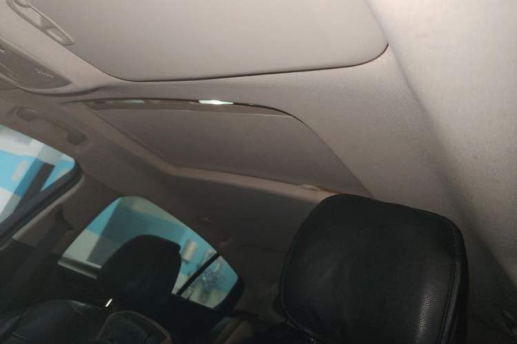 Used Buick Regal 2019 20T Elite Version China VI Standard Headliner