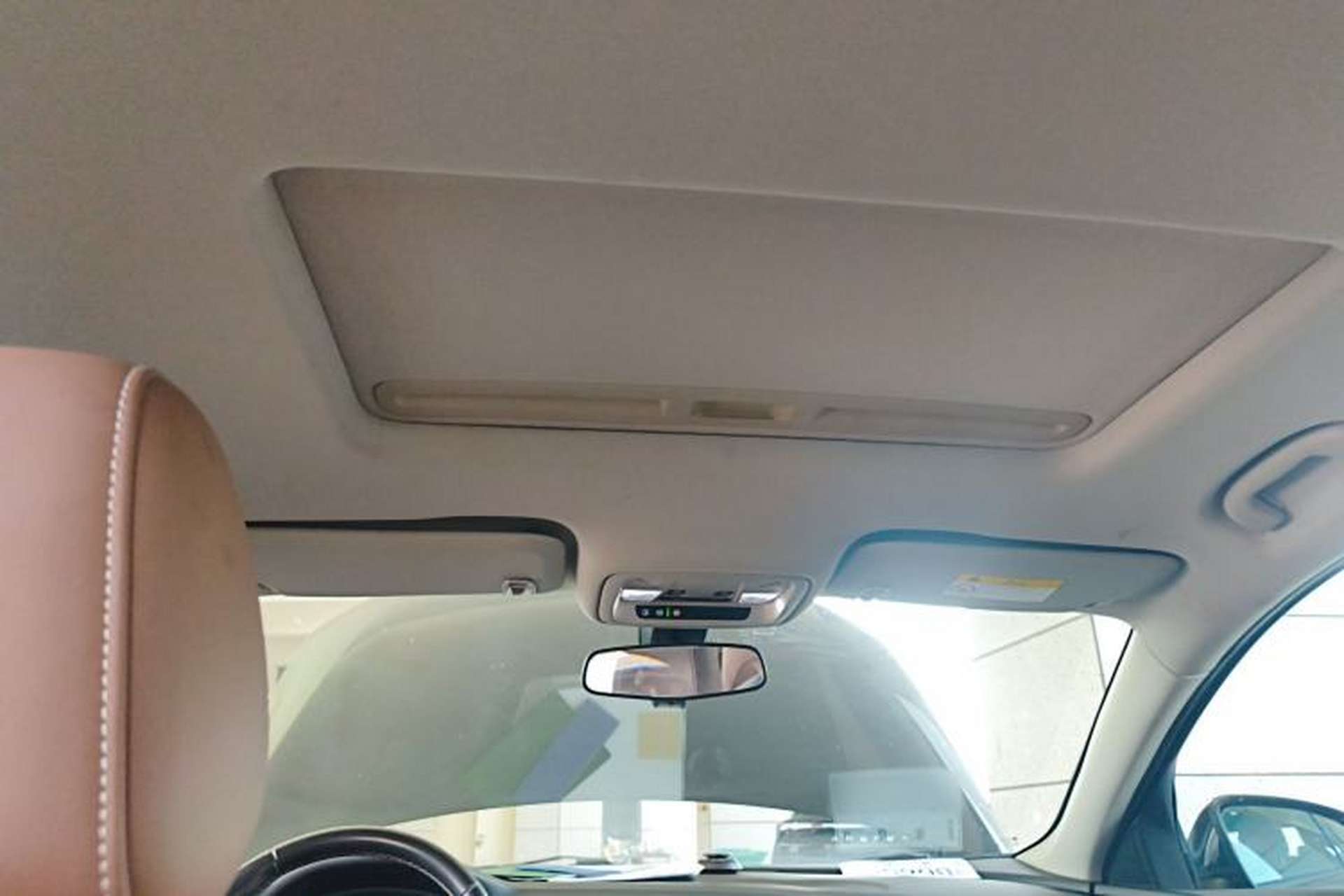 Used Buick Regal 2019 Revised 20T Luxury Version China VI Standard Headliner
