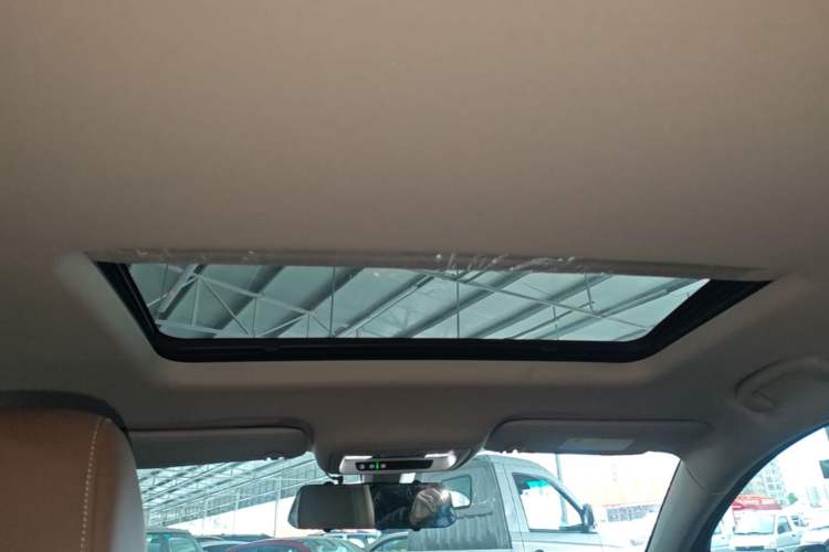 Used Buick Regal 2019 20T Elite Version China VI Standard Headliner