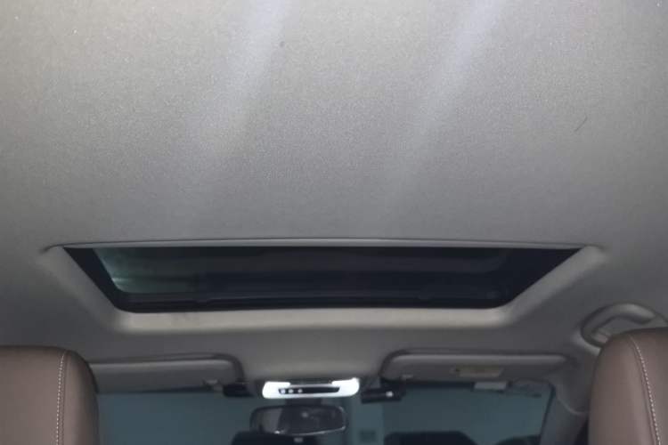 Used Buick Regal 2019 20T Elite Version China VI Standard Headliner